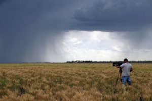 Gordo films the appraoching storm